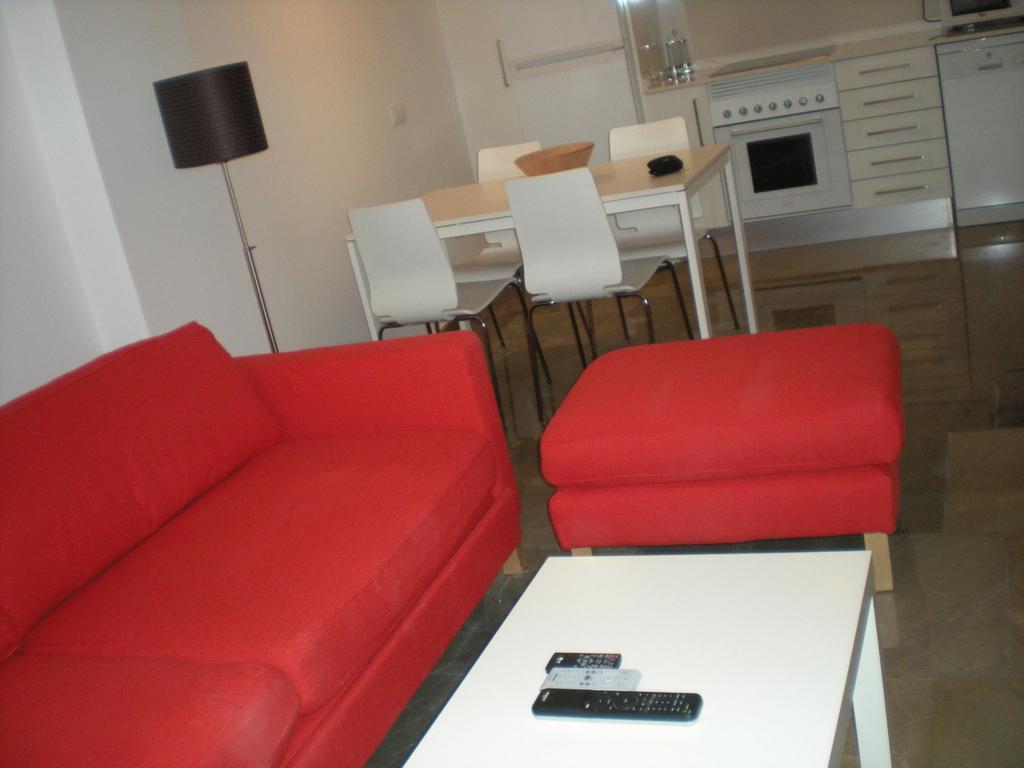 Apartamentos Living Valencia-Vitoria Ruang foto