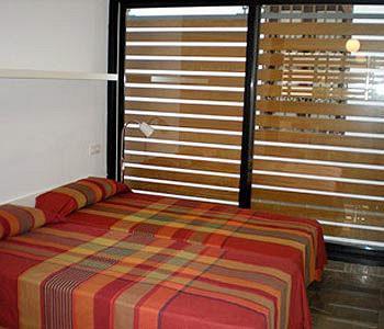 Apartamentos Living Valencia-Vitoria Bagian luar foto